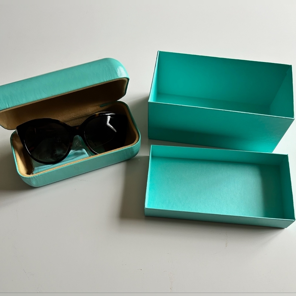 Tiffany Cat Eye Shades